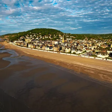 L'opaline - F2 Pour 4pers / アパート